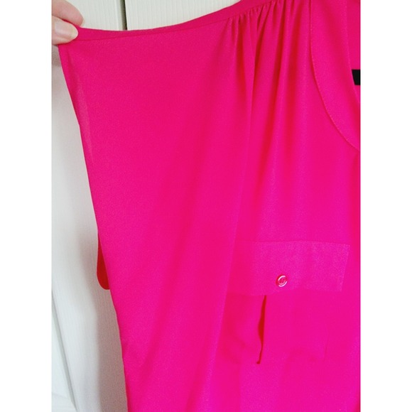 INC 2X International Concepts Women's Heritage Pink Peacock V-Neck Top NWT RV$70 - Picture 3 of 8